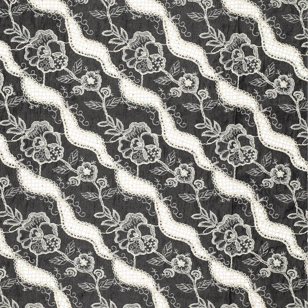 22723 Lace Embroidery Flora 22723 Lace Embroidery Flora