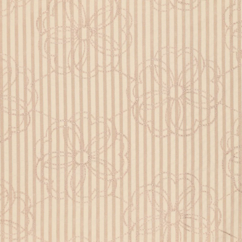 23047 Seersucker Flowy Embroidery