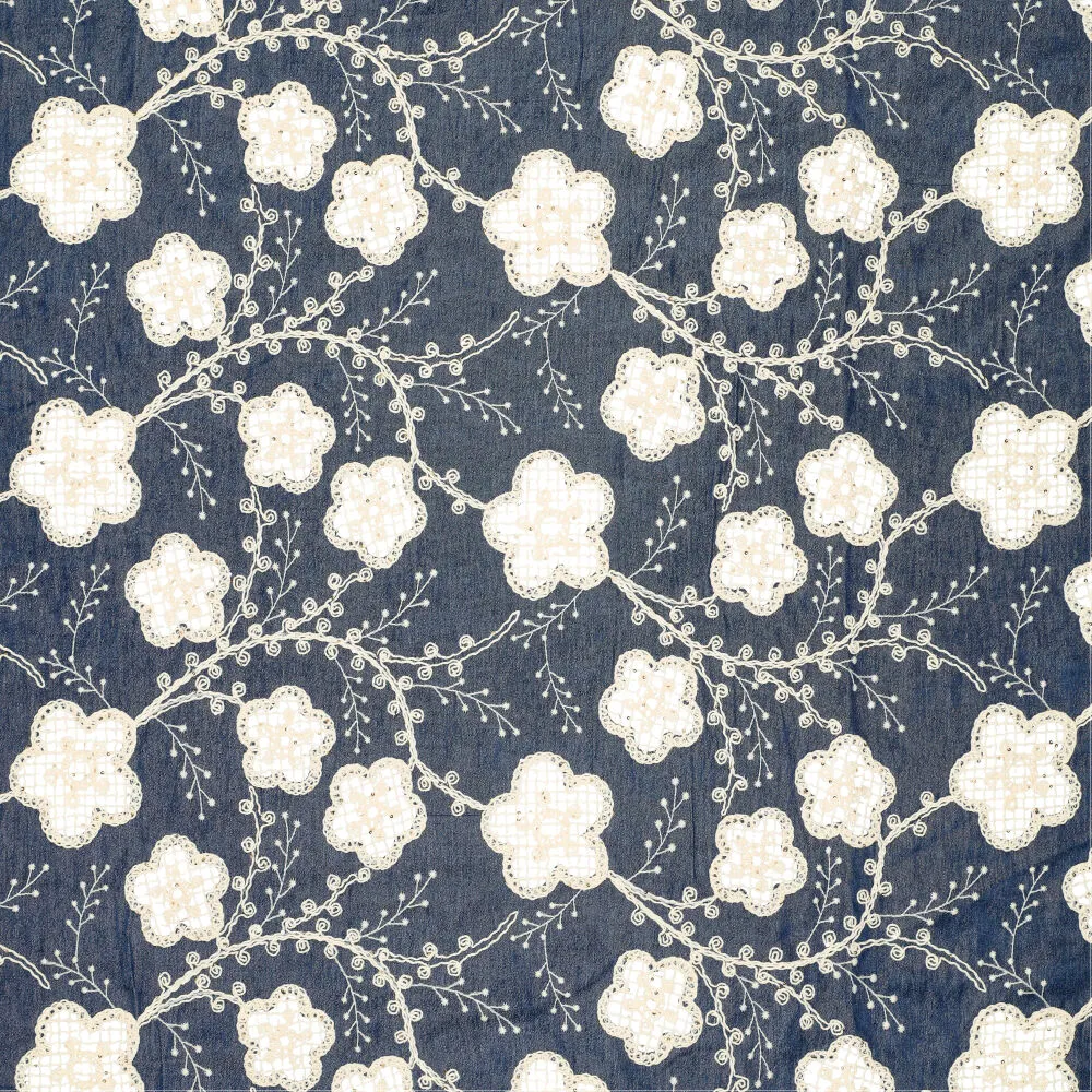 22723 Lace Embroidery Flora