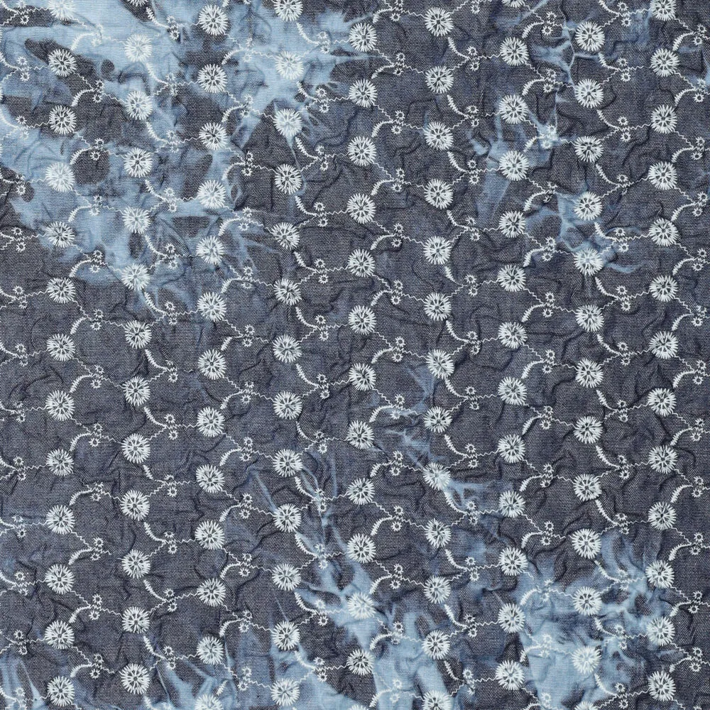 20760 Crinkled Indigo Florals