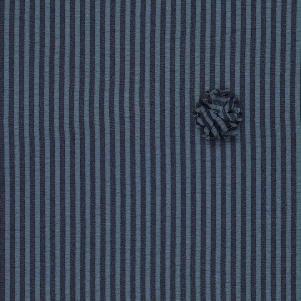 23048 Seersucker Stripe Ruffy Flower