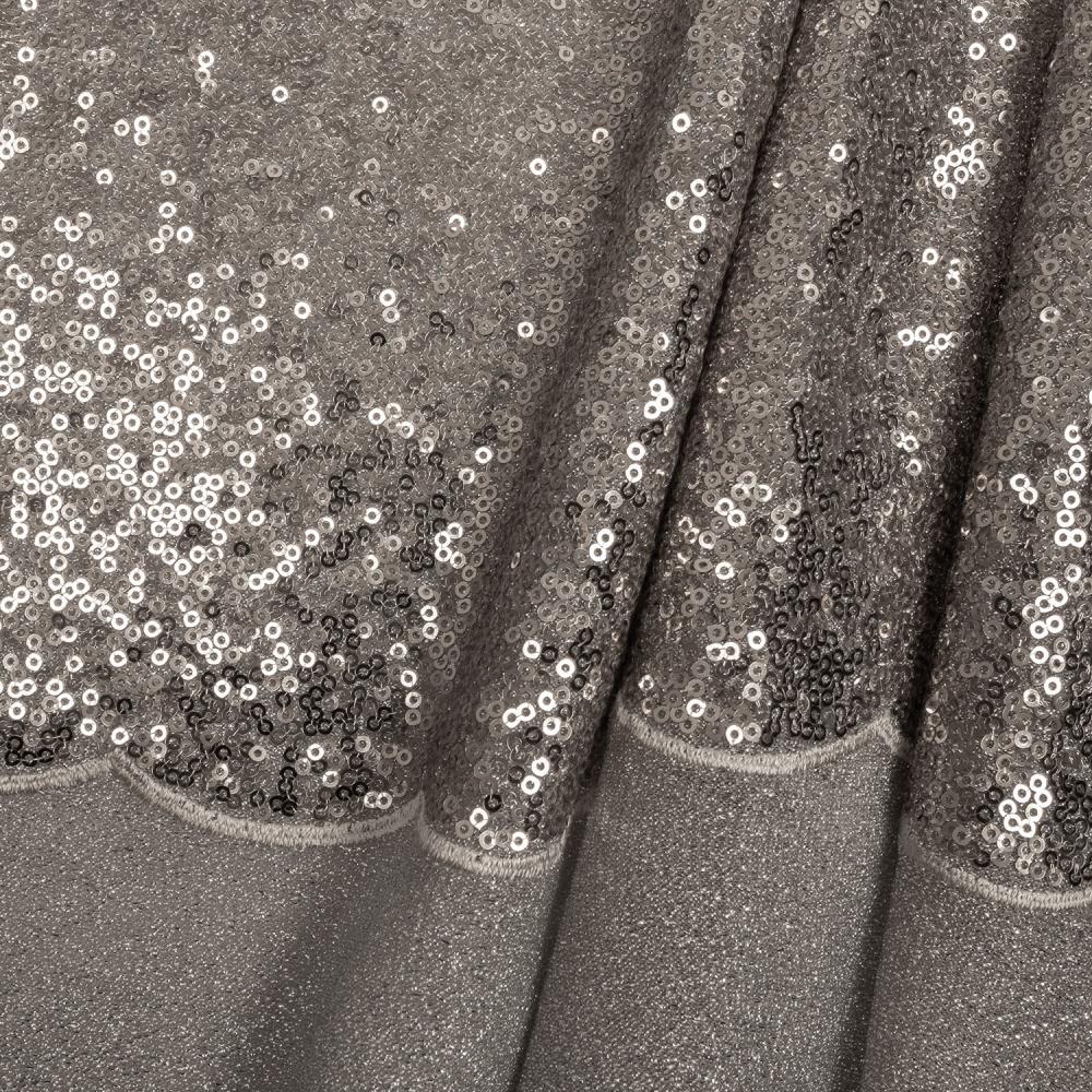 0830 Scallop Sequin 0830 Scallop Sequin