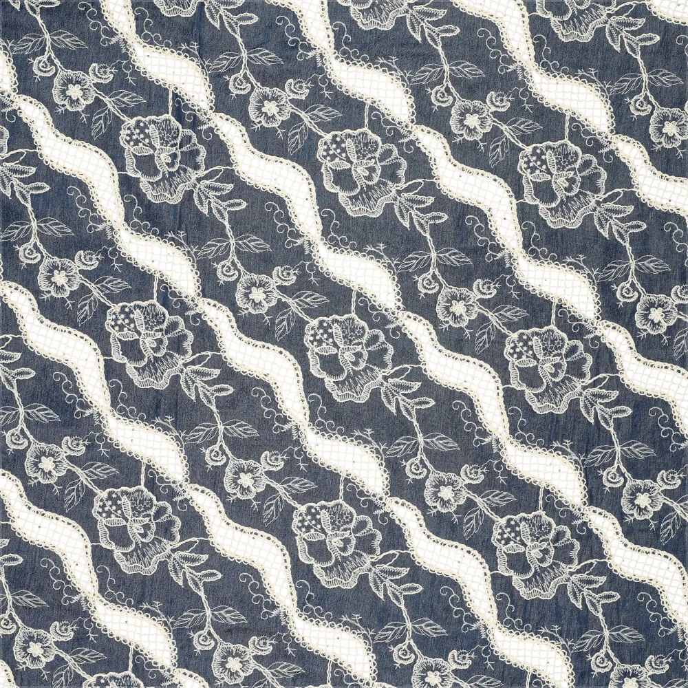 22723 Lace Embroidery Flora