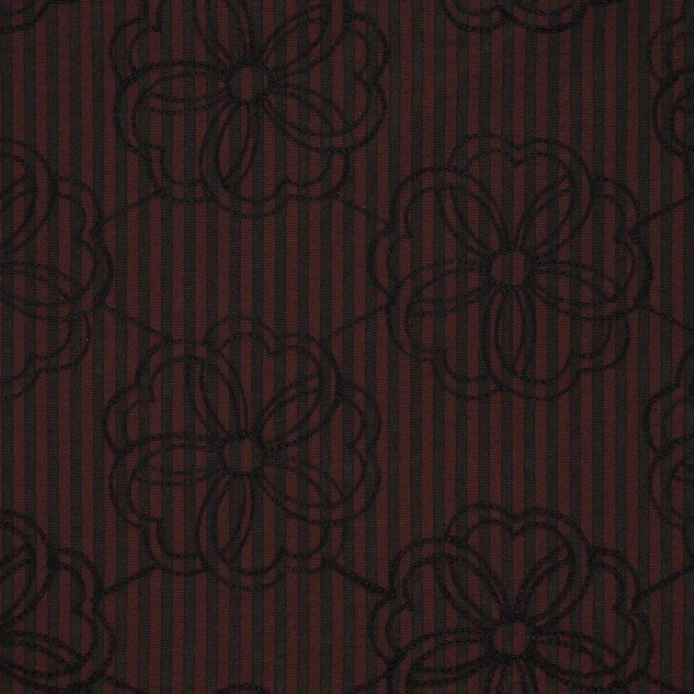 23047 Seersucker Flowy Embroidery